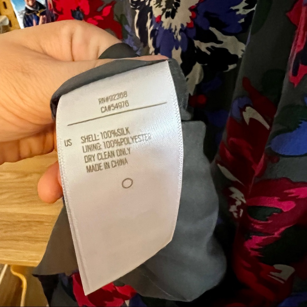 FOSSIL SILK SHIFT DRESS - Picture 3 of 6